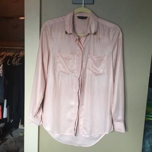 Pretty light pink bottonup